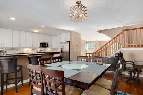 652 1st Ave, Des Plaines, IL 60016 photo 6