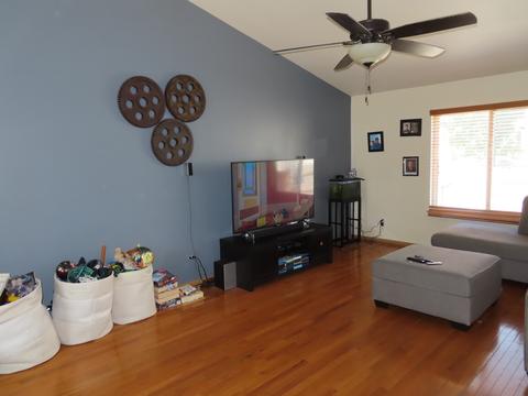 7015 Waterway Ct, Plainfield, IL 60586 photo 3