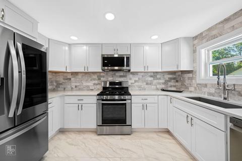 307 Spring St, Batavia, IL 60510 photo 3