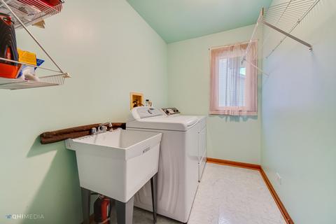 841 Kent Cir, Bartlett, IL 60103 photo 20
