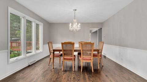 1597 Gamon Rd, Wheaton, IL 60189 photo 7