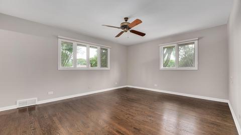 1597 Gamon Rd, Wheaton, IL 60189 photo 21