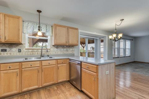 5912 Lake Pointe Dr, Plainfield, IL 60586 photo 5