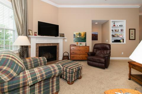 1404 Kickapoo Creek Rd, Bloomington, IL 61705 photo 6