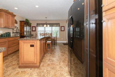 1404 Kickapoo Creek Rd, Bloomington, IL 61705 photo 7