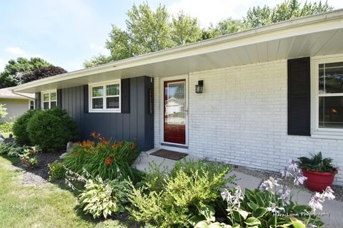 205 Willow St, Elburn, IL 60119 photo 2