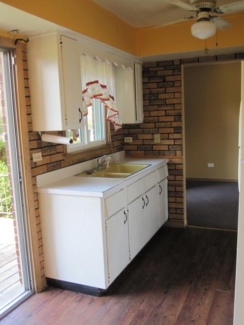 8818 Plainfield Rd, Brookfield, IL 60513 photo 9