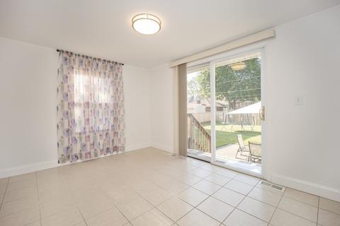 1643 E Algonquin Rd, Des Plaines, IL 60016 photo 7