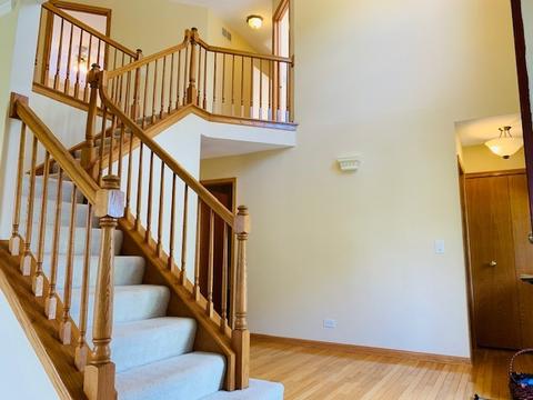 1599 Della Dr, Hoffman Estates, IL 60169 photo 7