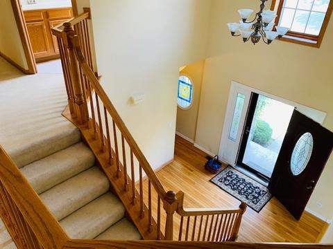 1599 Della Dr, Hoffman Estates, IL 60169 photo 5