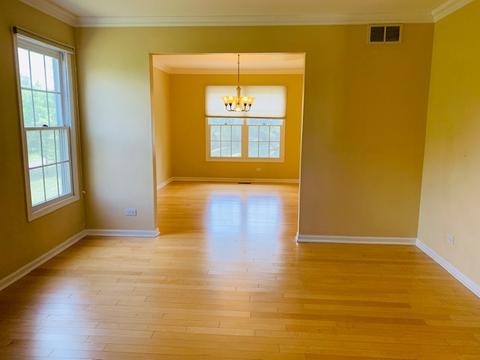 1599 Della Dr, Hoffman Estates, IL 60169 photo 11