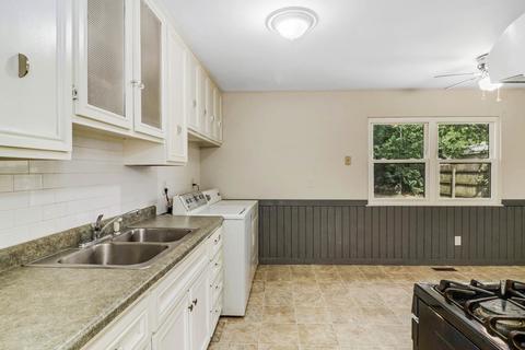 1300 Dalton Dr, Normal, IL 61761 photo 8