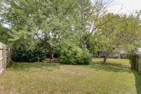 1300 Dalton Dr, Normal, IL 61761 photo 30