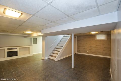 665 Clark St, Elgin, IL 60123 photo 9