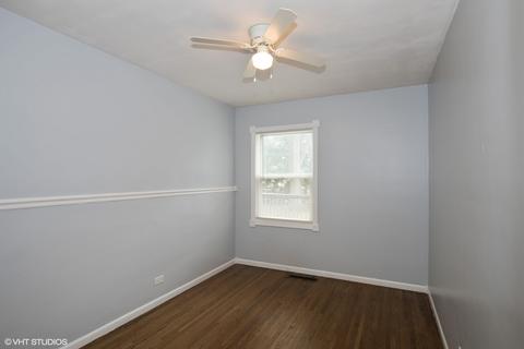 665 Clark St, Elgin, IL 60123 photo 6