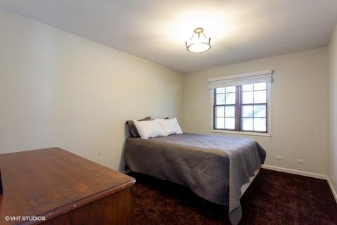 1049 Devonshire Ave, Naperville, IL 60540 photo 8