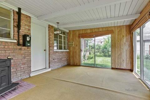 1039 S 3rd Ave, Des Plaines, IL 60016 photo 17