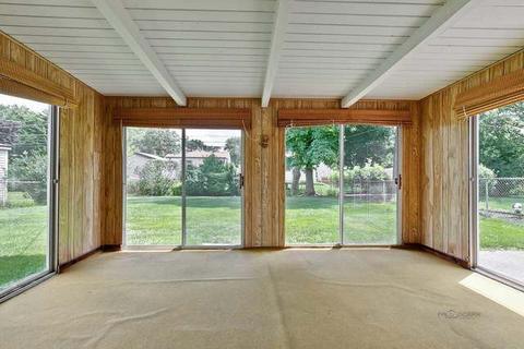 1039 S 3rd Ave, Des Plaines, IL 60016 photo 15