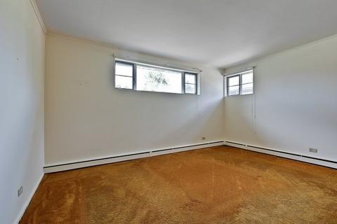 1039 S 3rd Ave, Des Plaines, IL 60016 photo 11