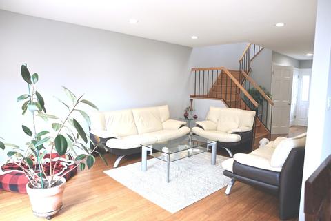 642 Ash Ln, Wheeling, IL 60090 photo 5