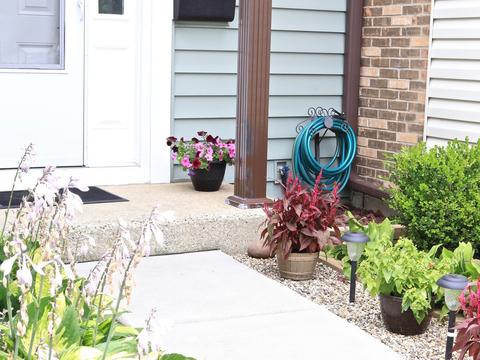 642 Ash Ln, Wheeling, IL 60090 photo 2