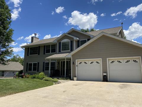 24419 Peyton Pl, Hudson, IL 61748 photo 2