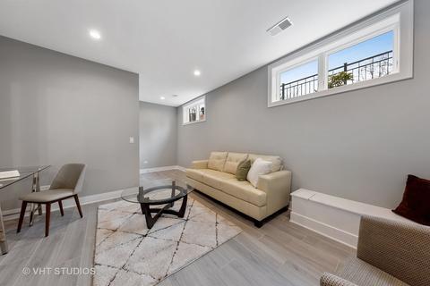 241 E 33rd Blvd, Chicago, IL 60616 photo 8