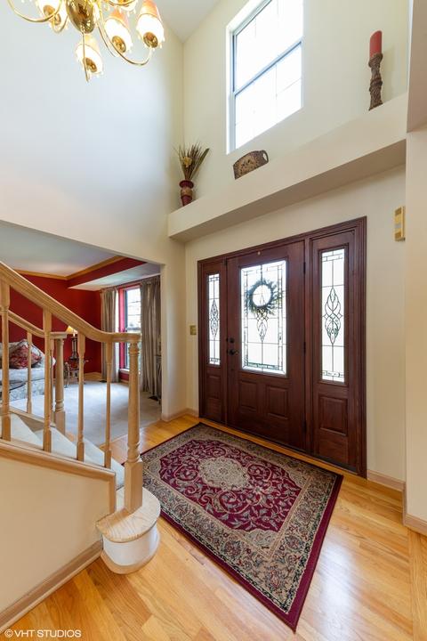 641 Morning Glory Ln, Bartlett, IL 60103 photo 4