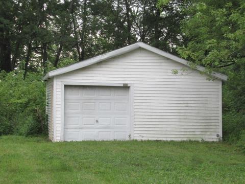 710 W Main St, Casey, IL 62420 photo 3
