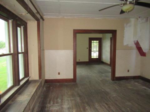 710 W Main St, Casey, IL 62420 photo 9