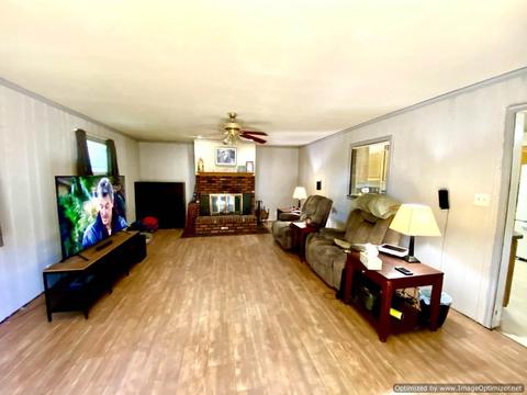333 E Bond St, Bement, IL 61813 photo 4