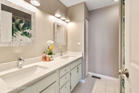 230 11th St #A, Wheeling, IL 60090 photo 16