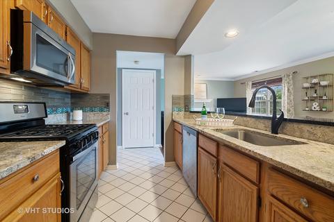 230 11th St #A, Wheeling, IL 60090 photo 9