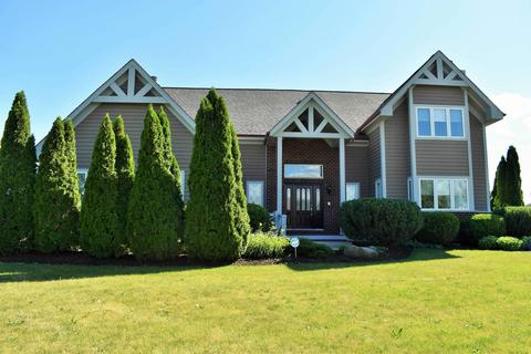 6205 Whiteoak Dr, Mchenry, IL 60050 photo 2