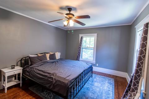 433 Oak Ave, Aurora, IL 60506 photo 33