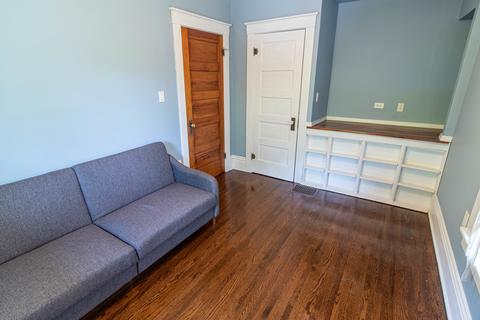 433 Oak Ave, Aurora, IL 60506 photo 31