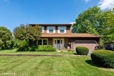 11 N689 Howard Ave, Elgin, IL 60124 photo 1