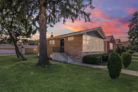 233 E 90th St, Chicago, IL 60619 photo 2