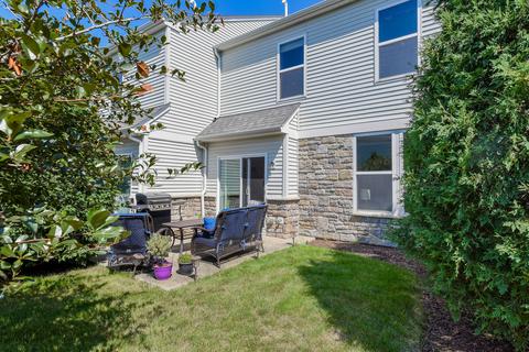 102 Devoe Dr, Oswego, IL 60543 photo 17