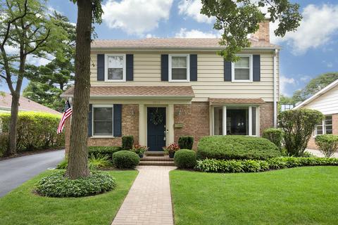1814 Maple Ave, Northbrook, IL 60062 photo 1