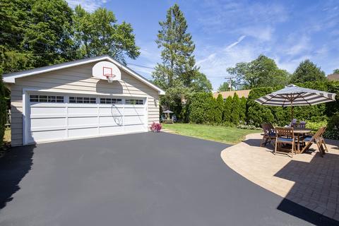 1814 Maple Ave, Northbrook, IL 60062 photo 17