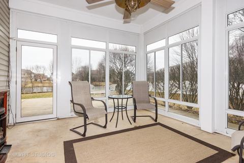 1014 Vineyard Ln, Aurora, IL 60502 photo 5