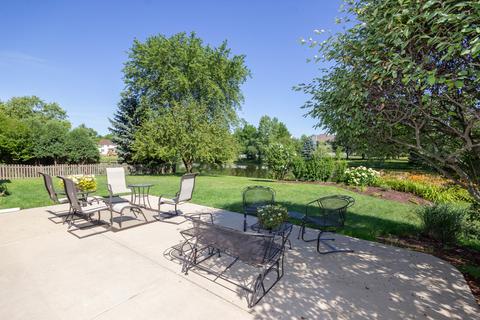 1014 Vineyard Ln, Aurora, IL 60502 photo 3