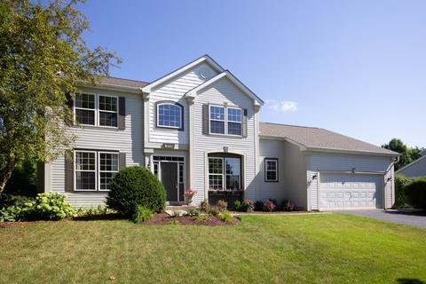 1014 Vineyard Ln, Aurora, IL 60502 photo 1