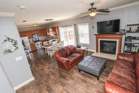 1911 Park West Dr, Normal, IL 61761 photo 4