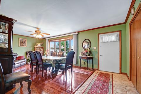 7907 W 80th Pl, Bridgeview, IL 60455 photo 5