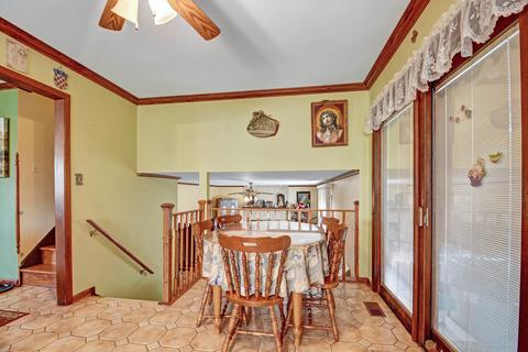 7907 W 80th Pl, Bridgeview, IL 60455 photo 11