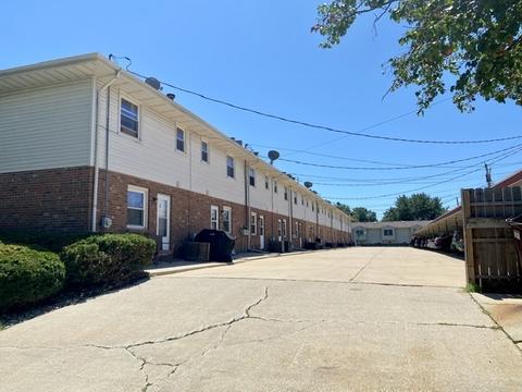 105 E Lincoln St #J, Normal, IL 61761 photo 1