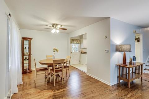 515 Morgan Ln, Hoffman Estates, IL 60169 photo 9