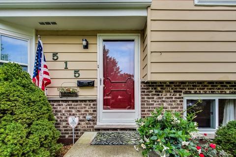 515 Morgan Ln, Hoffman Estates, IL 60169 photo 4